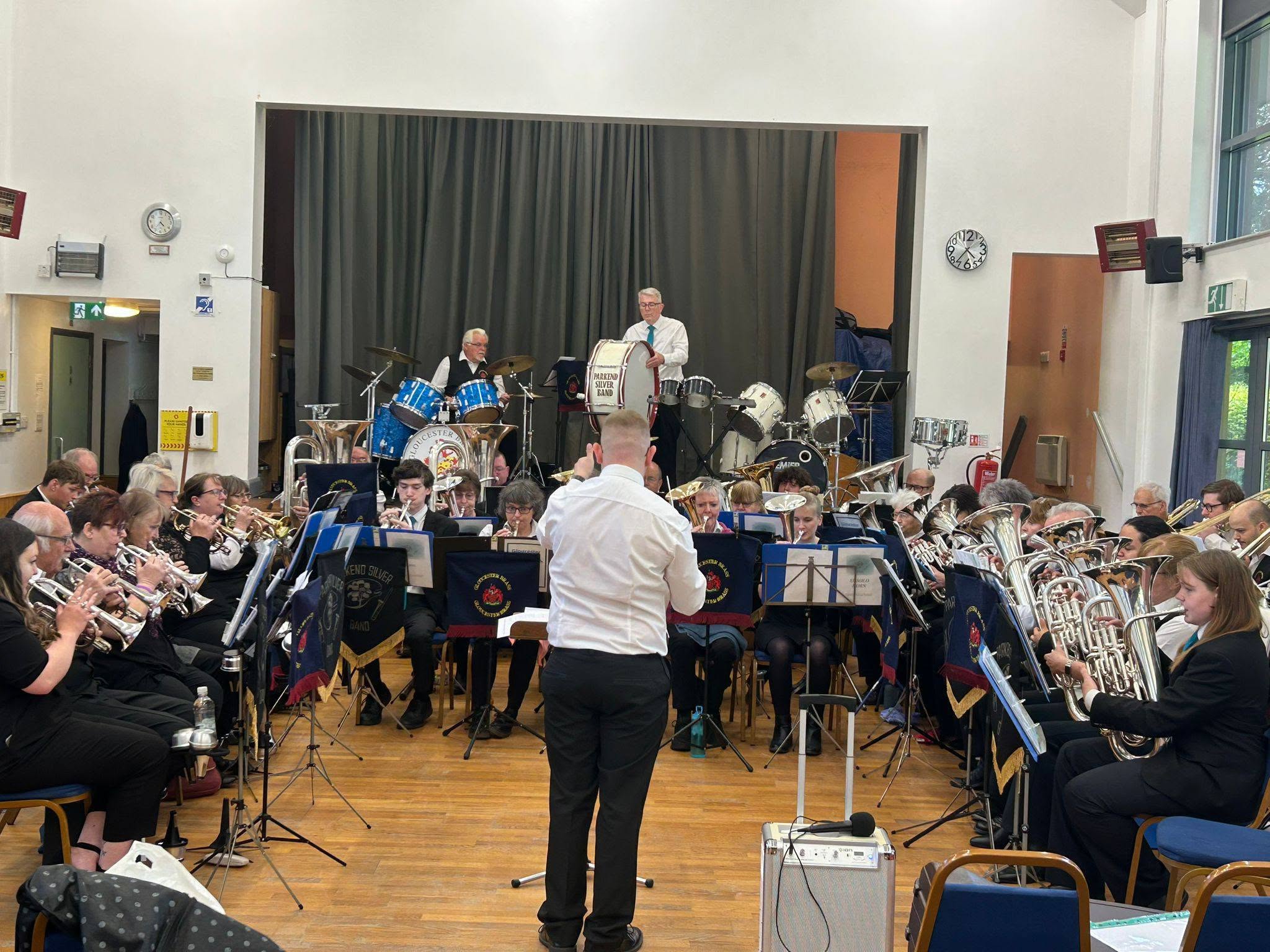 Band with Parkend